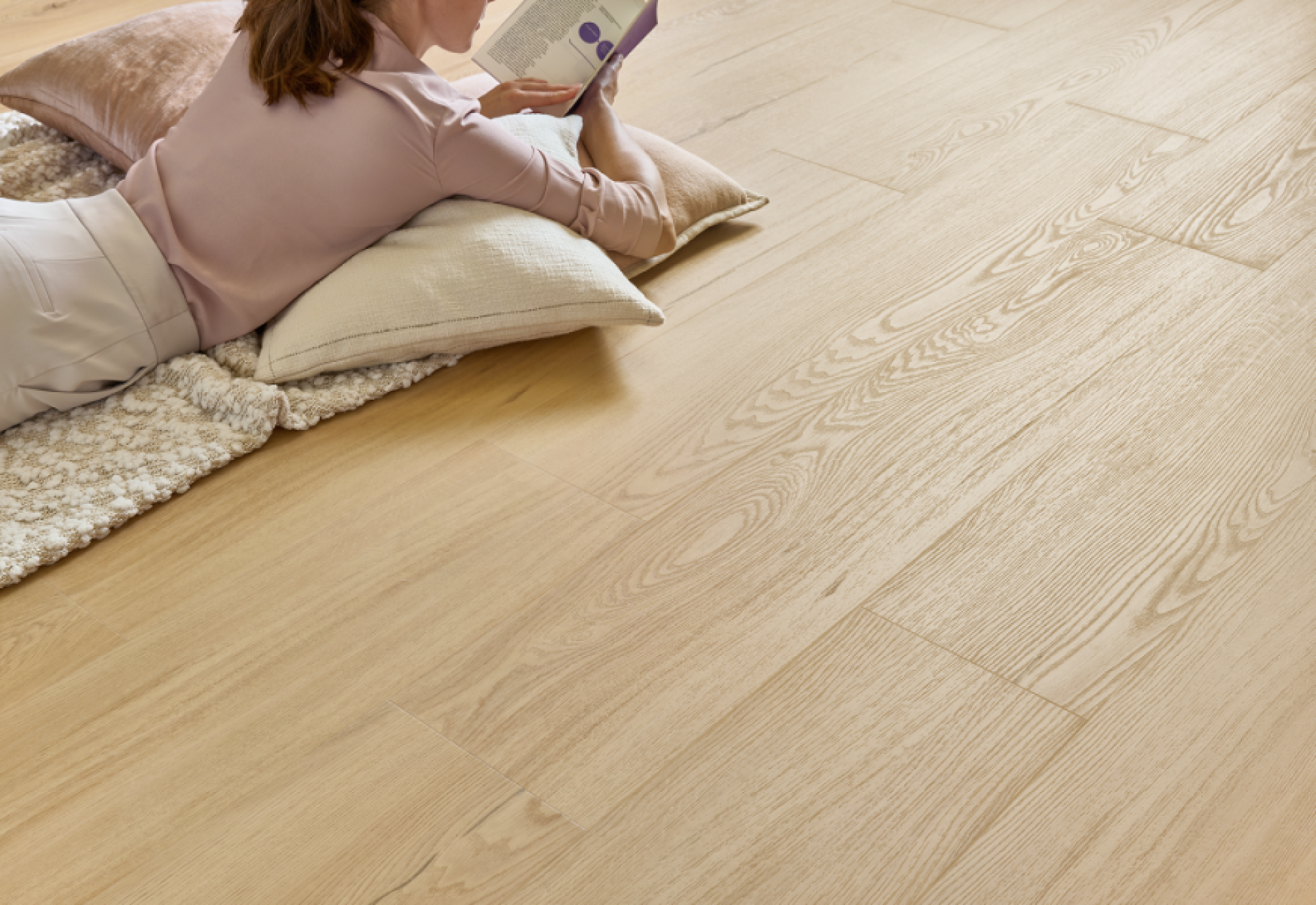 Famintás SPC padló (ragasztós)